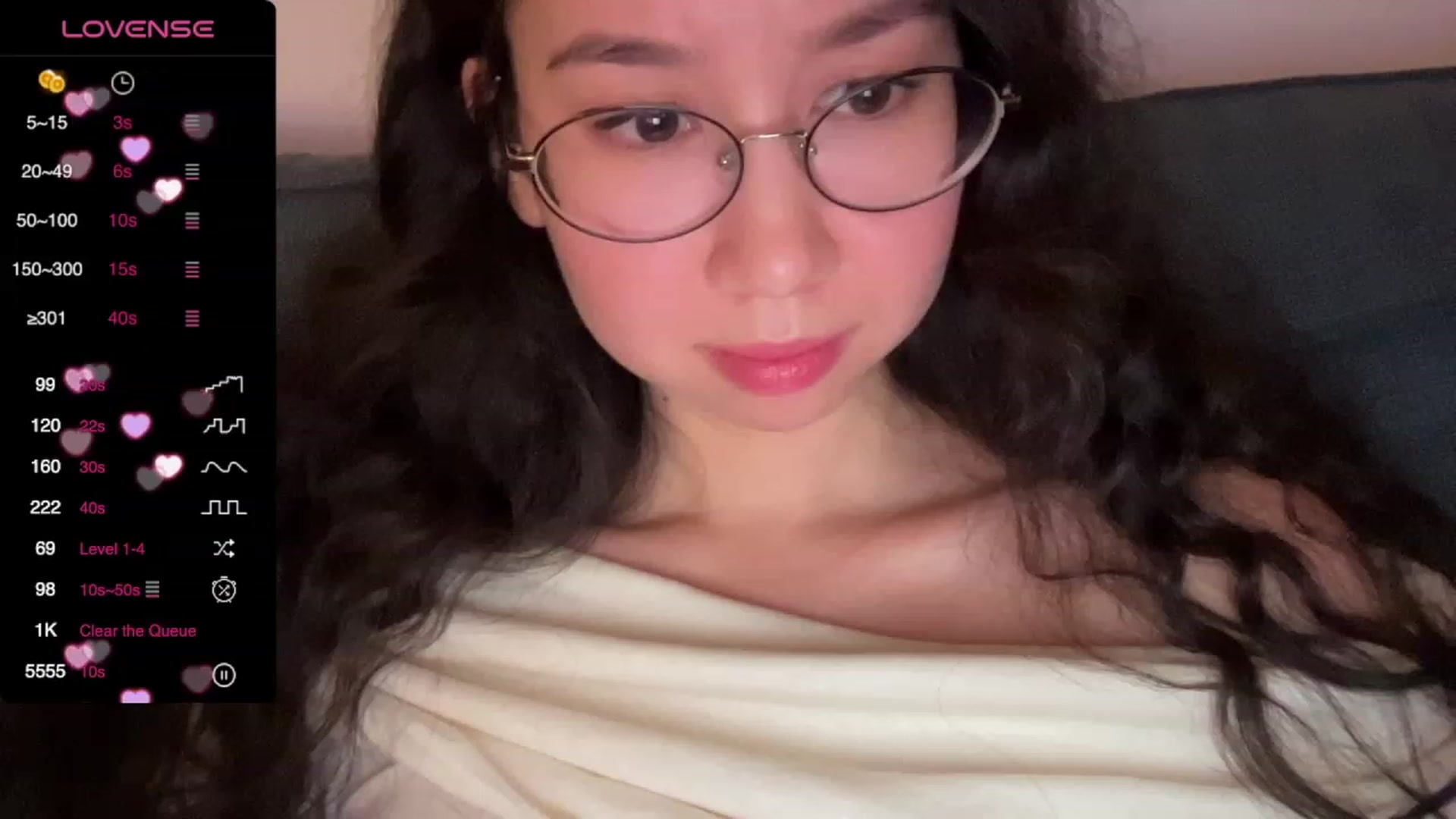 Gallery image thumbnail from cute_asian69's myfreecams stream on, 10/23/2023, 24:50 image 11 of 20