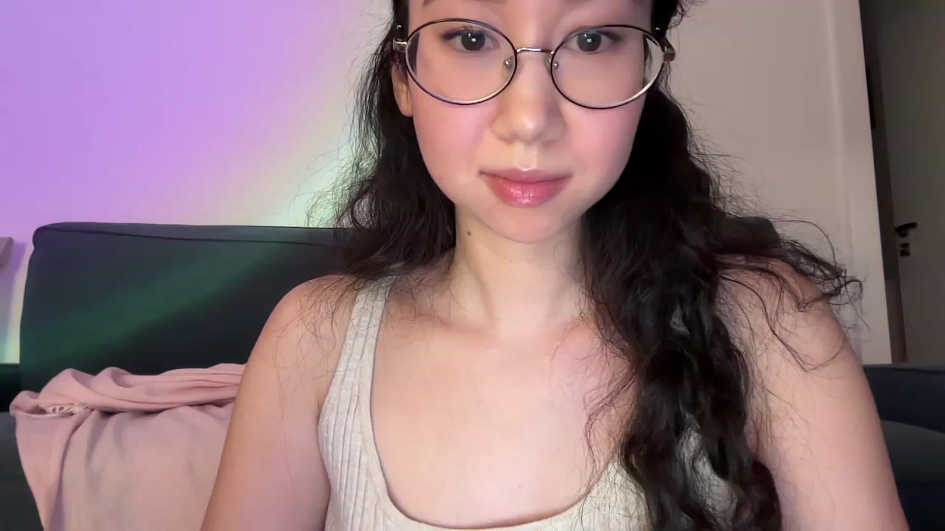 Gallery image thumbnail from cute_asian69's myfreecams stream on, 10/31/2023, 02:26 image 4 of 20