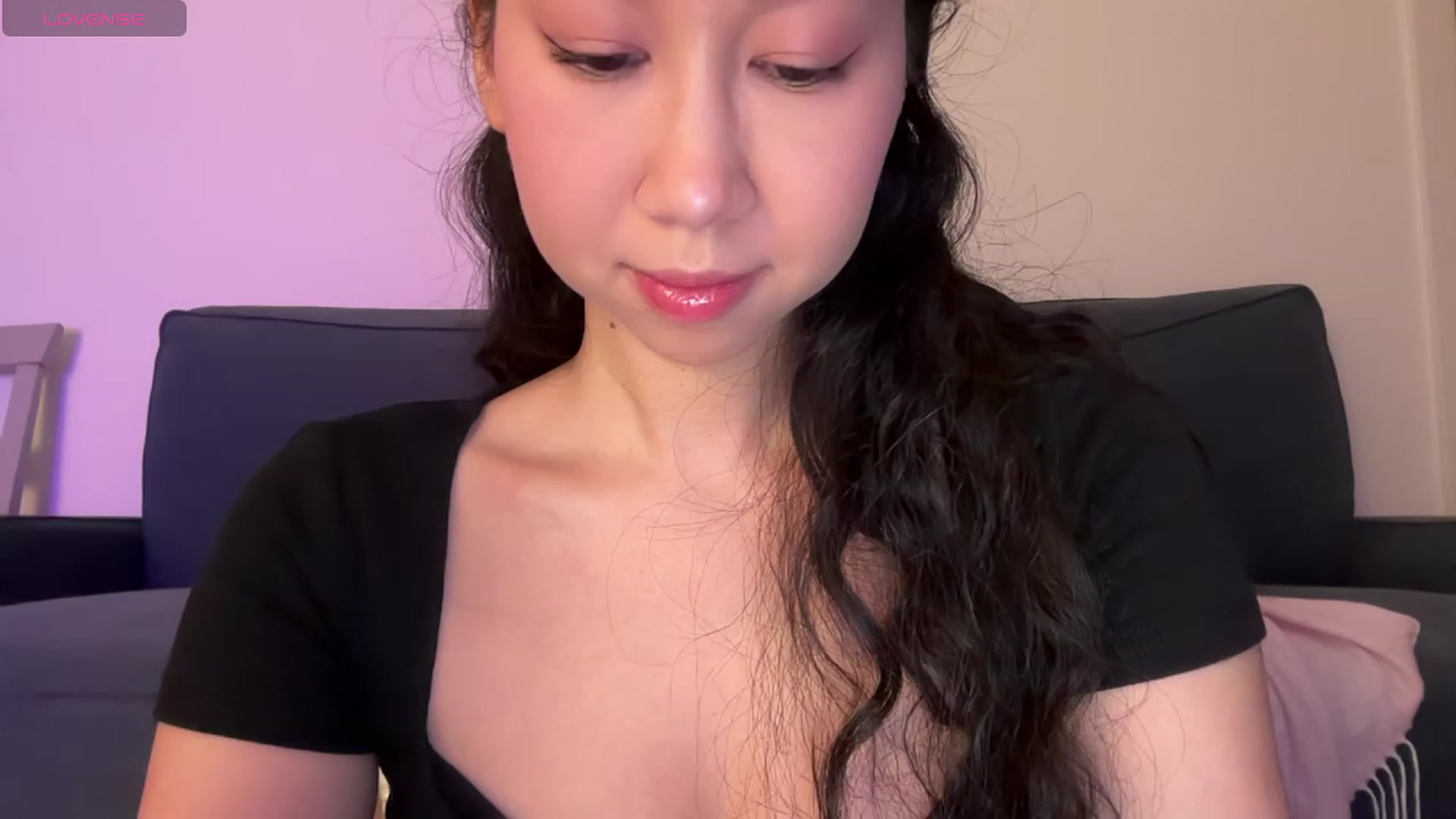 Gallery image thumbnail from cute_asian69's myfreecams stream on, 11/13/2023, 01:24 image 6 of 20