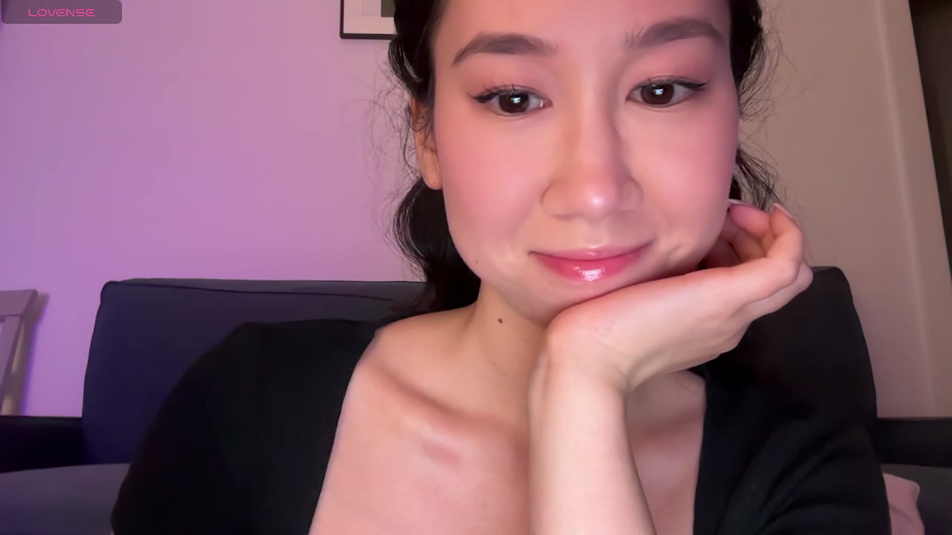 Gallery image thumbnail from cute_asian69's myfreecams stream on, 11/13/2023, 01:24 image 1 of 20