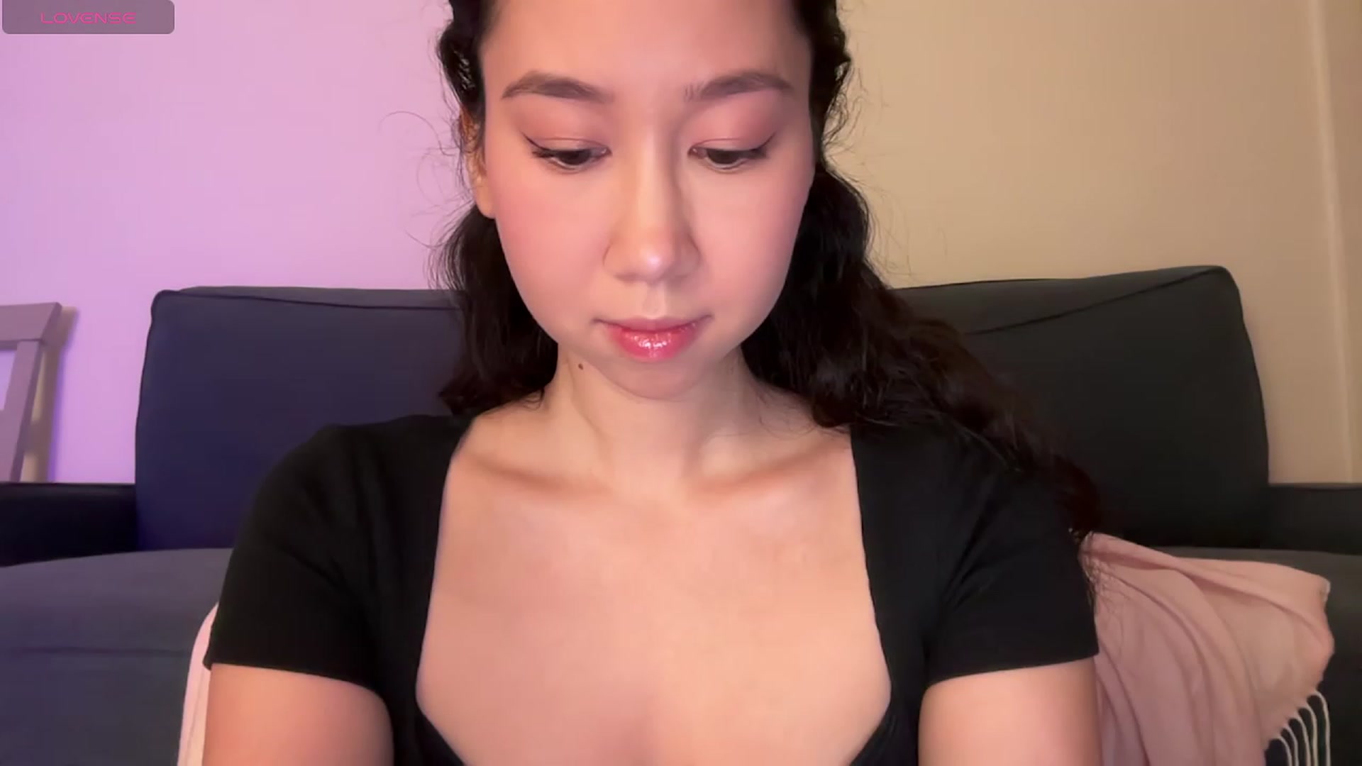 Gallery image thumbnail from cute_asian69's myfreecams stream on, 11/13/2023, 01:24 image 11 of 20