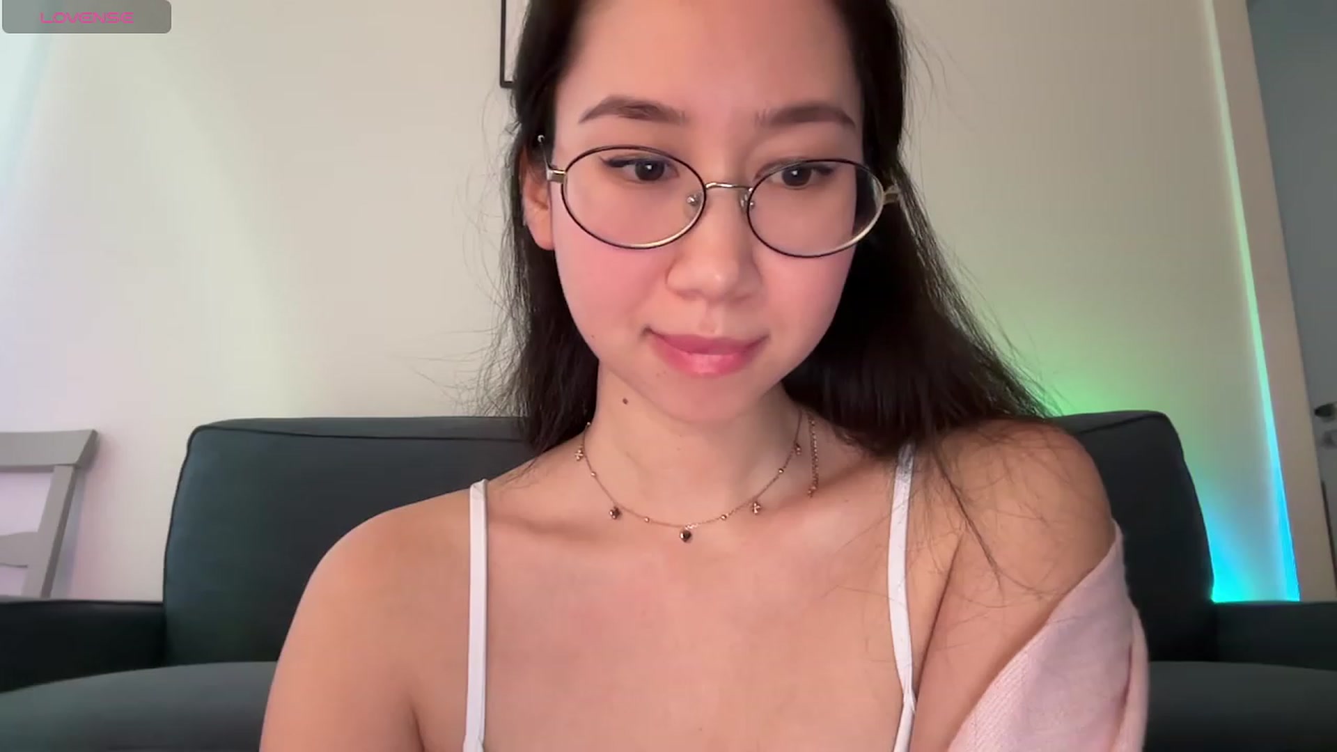 Gallery image thumbnail from cute_asian69's myfreecams stream on, 11/19/2023, 09:24 image 18 of 20
