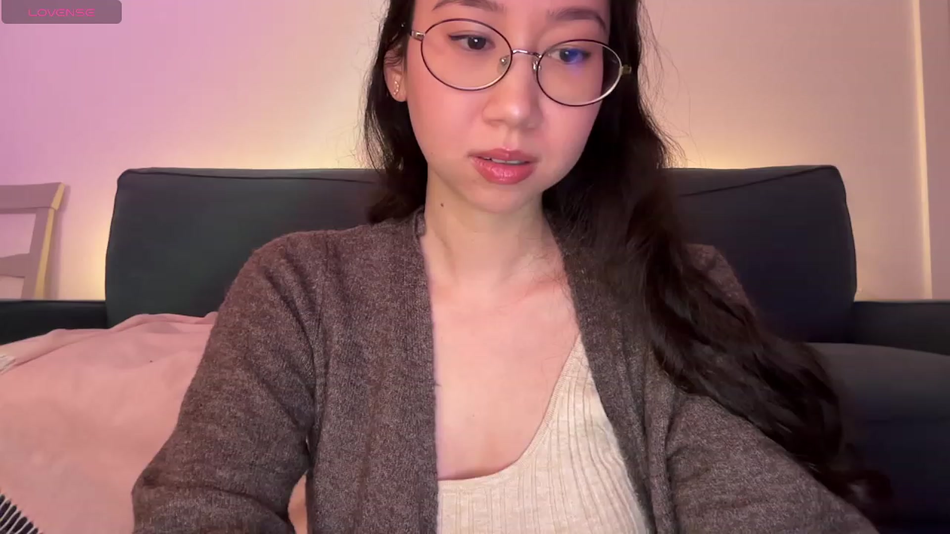 Gallery image thumbnail from cute_asian69's myfreecams stream on, 12/01/2023, 01:21 image 6 of 20