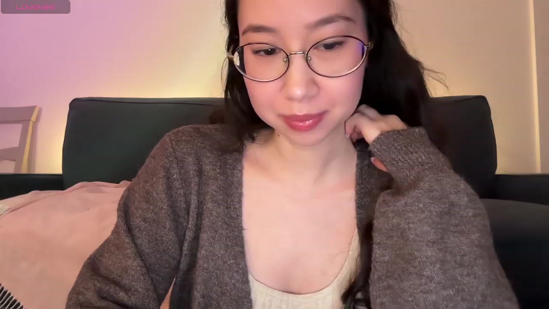 Gallery image thumbnail from cute_asian69's myfreecams stream on, 12/01/2023, 01:21 image 4 of 20
