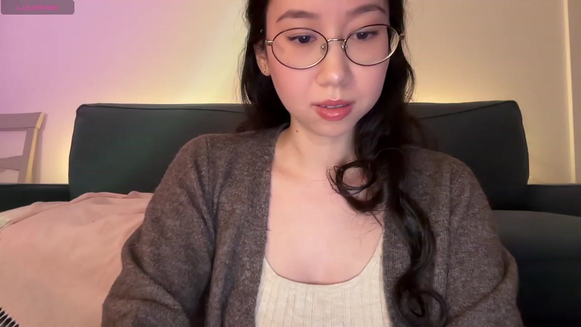 Gallery image thumbnail from cute_asian69's myfreecams stream on, 12/01/2023, 01:21 image 1 of 20