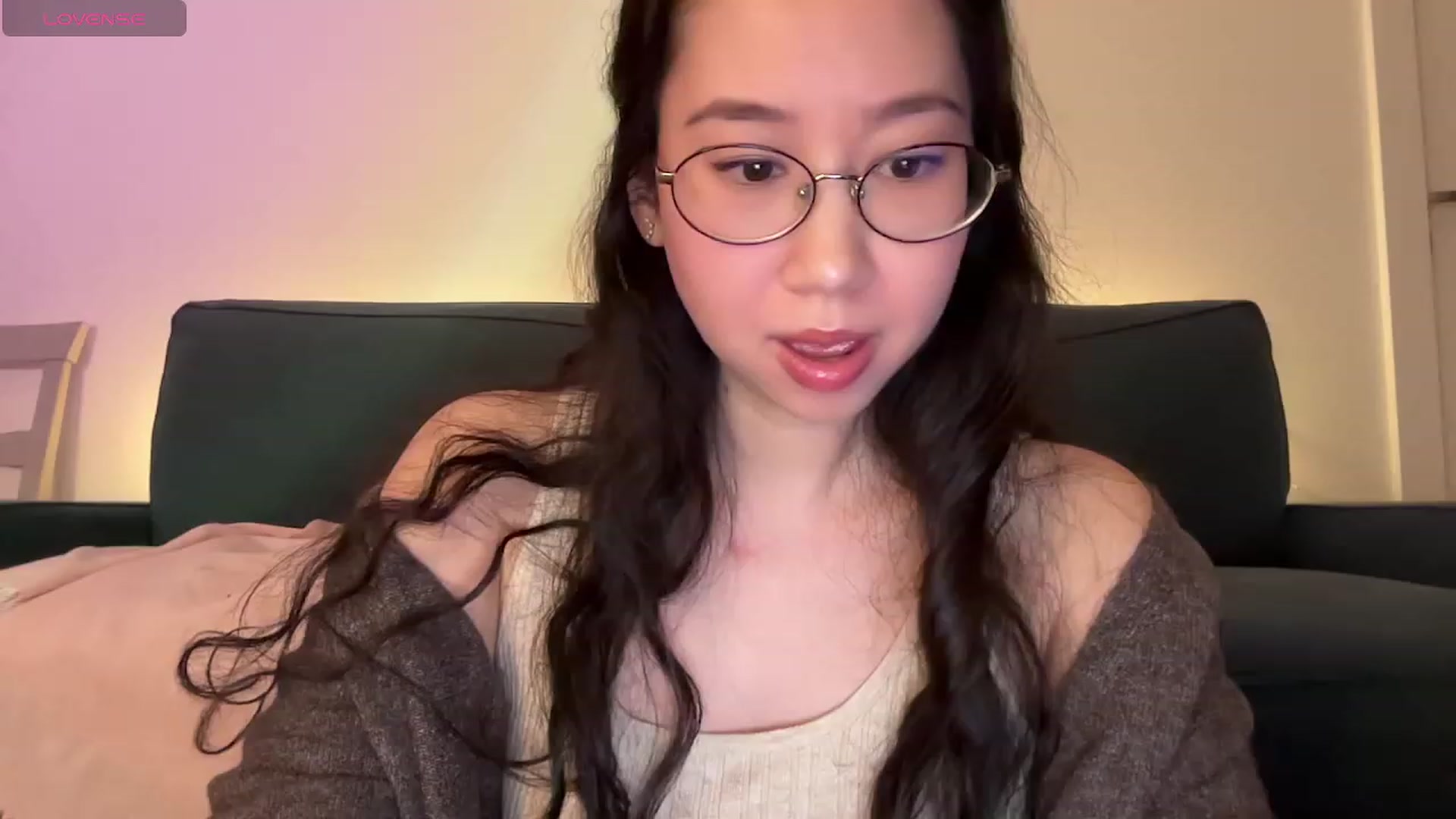 Gallery image thumbnail from cute_asian69's myfreecams stream on, 12/01/2023, 01:21 image 11 of 20