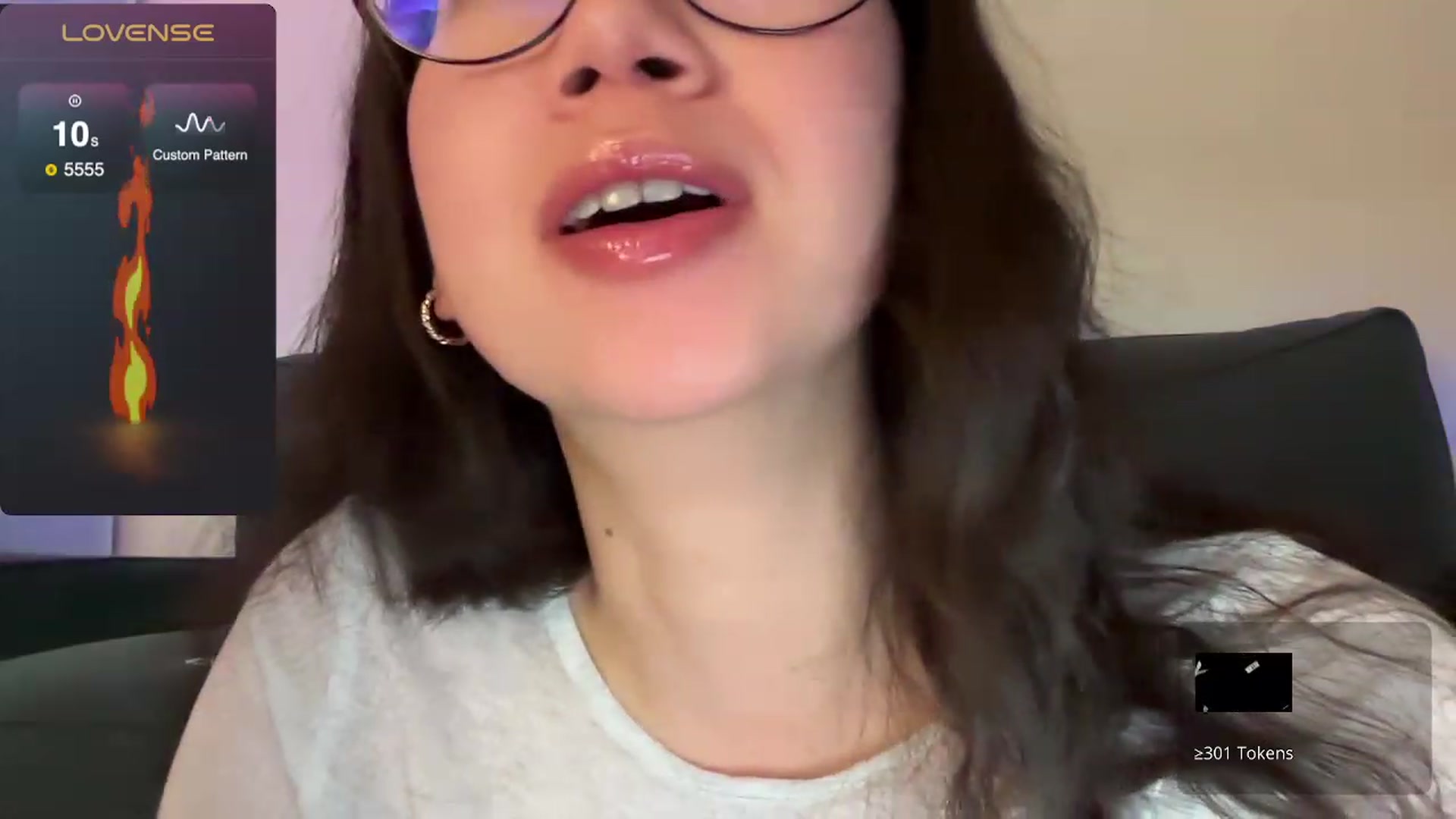 Gallery image thumbnail from cute_asian69's myfreecams stream on, 12/10/2023, 06:03 image 11 of 20