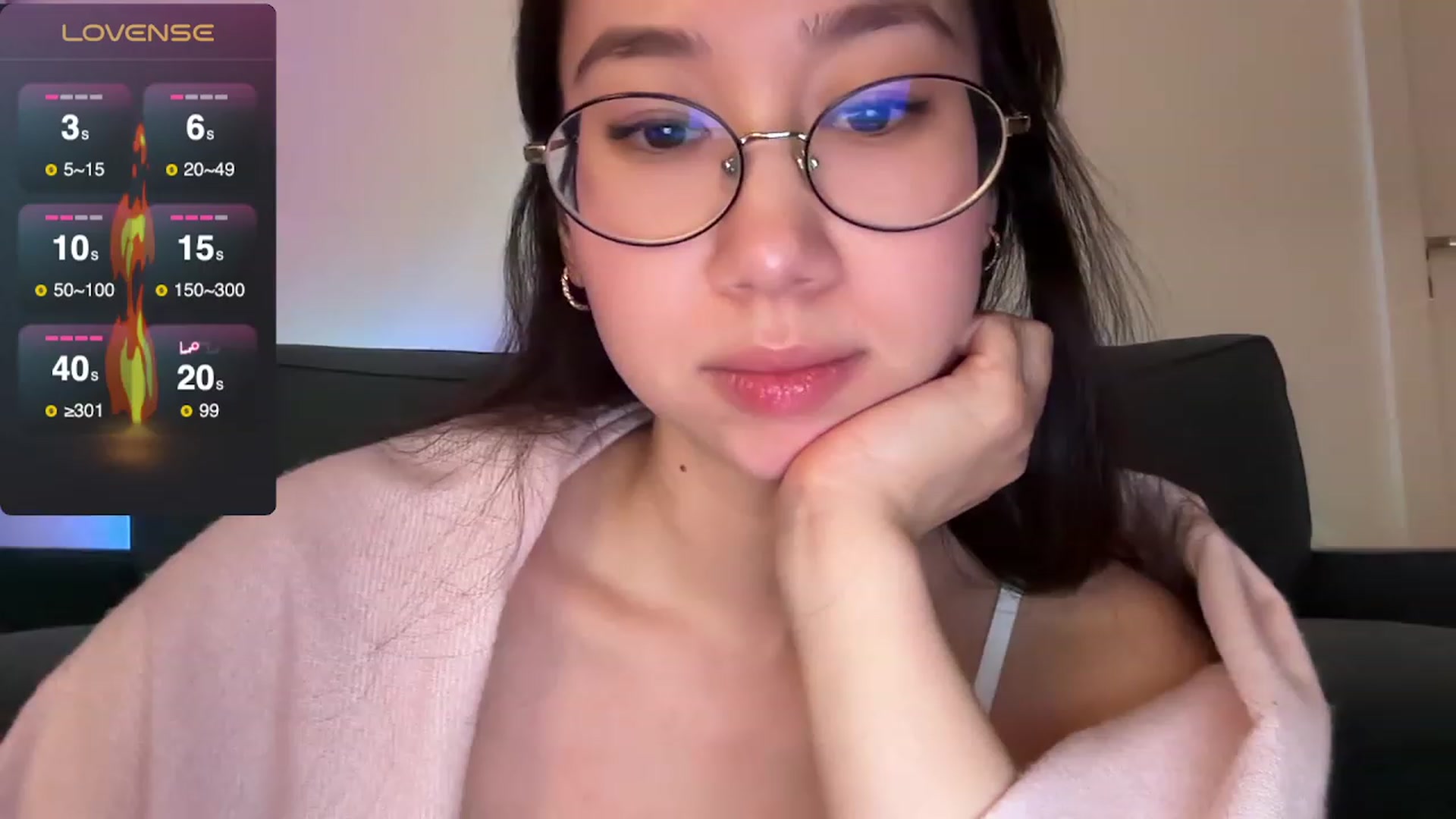 Gallery image thumbnail from cute_asian69's myfreecams stream on, 12/14/2023, 02:17 image 18 of 20