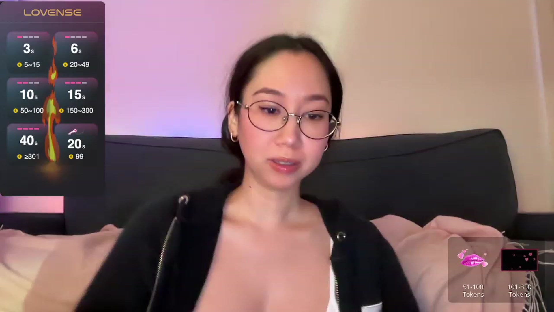 Gallery image thumbnail from cute_asian69's myfreecams stream on, 12/14/2023, 02:17 image 6 of 20