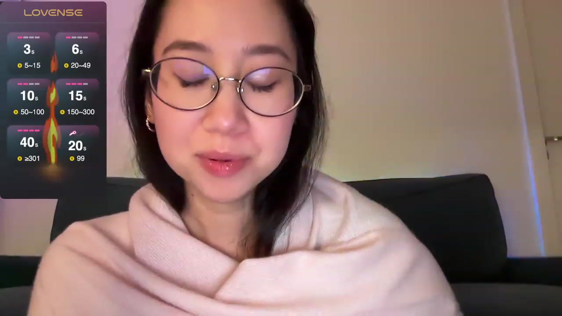 Gallery image thumbnail from cute_asian69's myfreecams stream on, 12/14/2023, 02:17 image 17 of 20