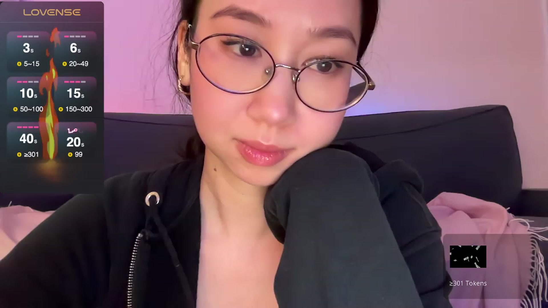 Gallery image thumbnail from cute_asian69's myfreecams stream on, 12/14/2023, 02:17 image 11 of 20