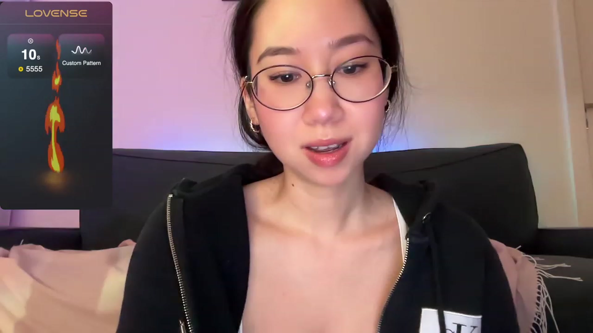 Gallery image thumbnail from cute_asian69's myfreecams stream on, 12/14/2023, 02:17 image 4 of 20