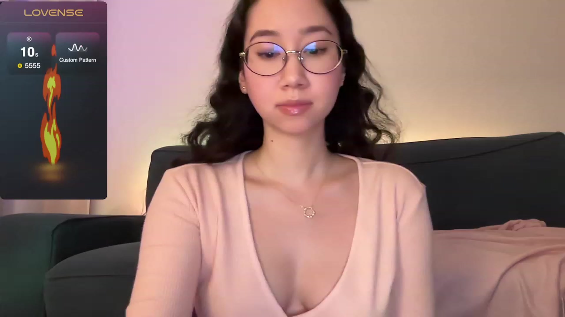 Gallery image thumbnail from cute_asian69's myfreecams stream on, 12/16/2023, 02:01 image 16 of 20