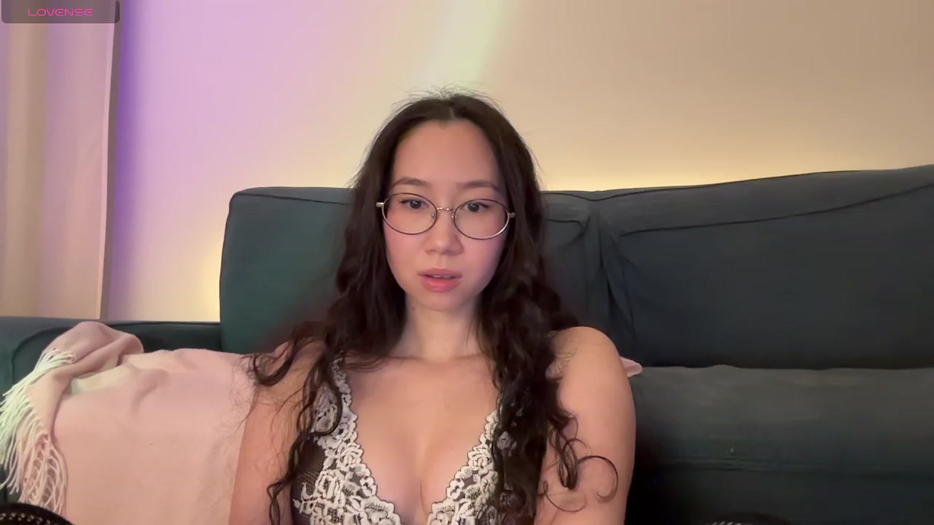 Gallery image thumbnail from cute_asian69's myfreecams stream on, 12/25/2023, 24:02 image 15 of 20
