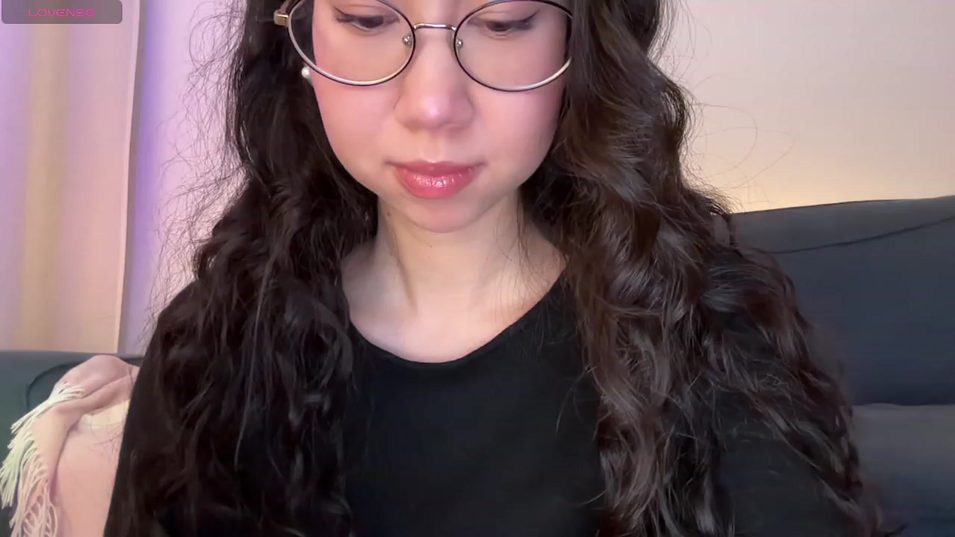 Gallery image thumbnail from cute_asian69's myfreecams stream on, 12/25/2023, 24:02 image 5 of 20