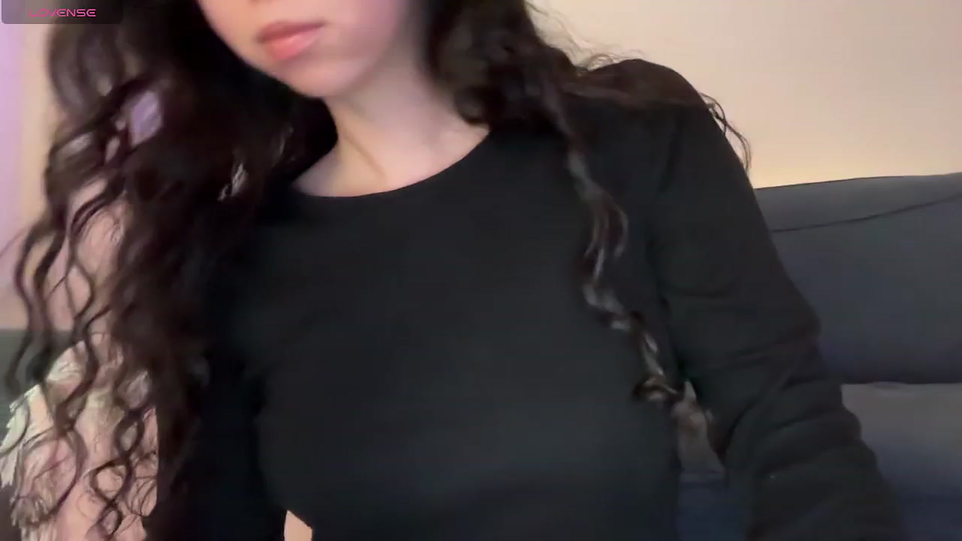 Gallery image thumbnail from cute_asian69's myfreecams stream on, 12/25/2023, 24:02 image 4 of 20
