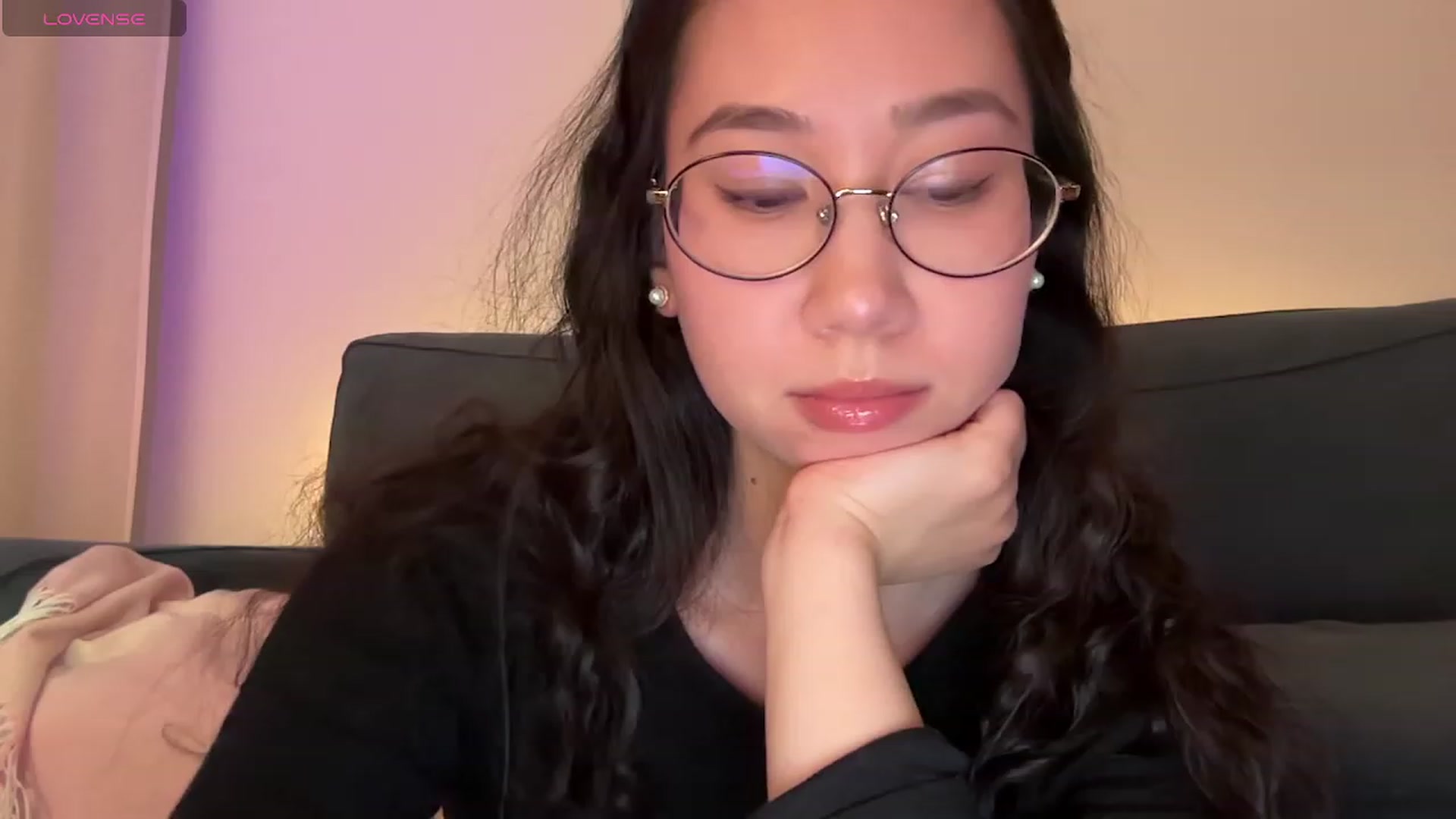 Gallery image thumbnail from cute_asian69's myfreecams stream on, 12/25/2023, 24:02 image 1 of 20