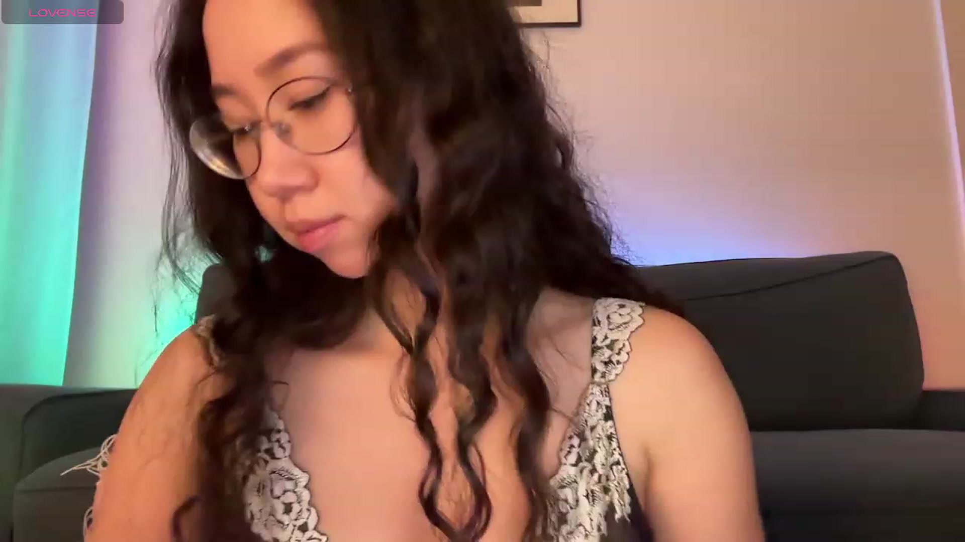 Gallery image thumbnail from cute_asian69's myfreecams stream on, 12/25/2023, 03:35 image 10 of 20