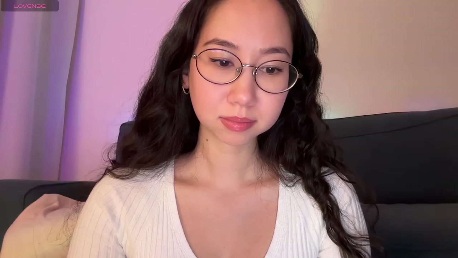 Gallery image thumbnail from cute_asian69's myfreecams stream on, 12/27/2023, 04:50 image 6 of 20