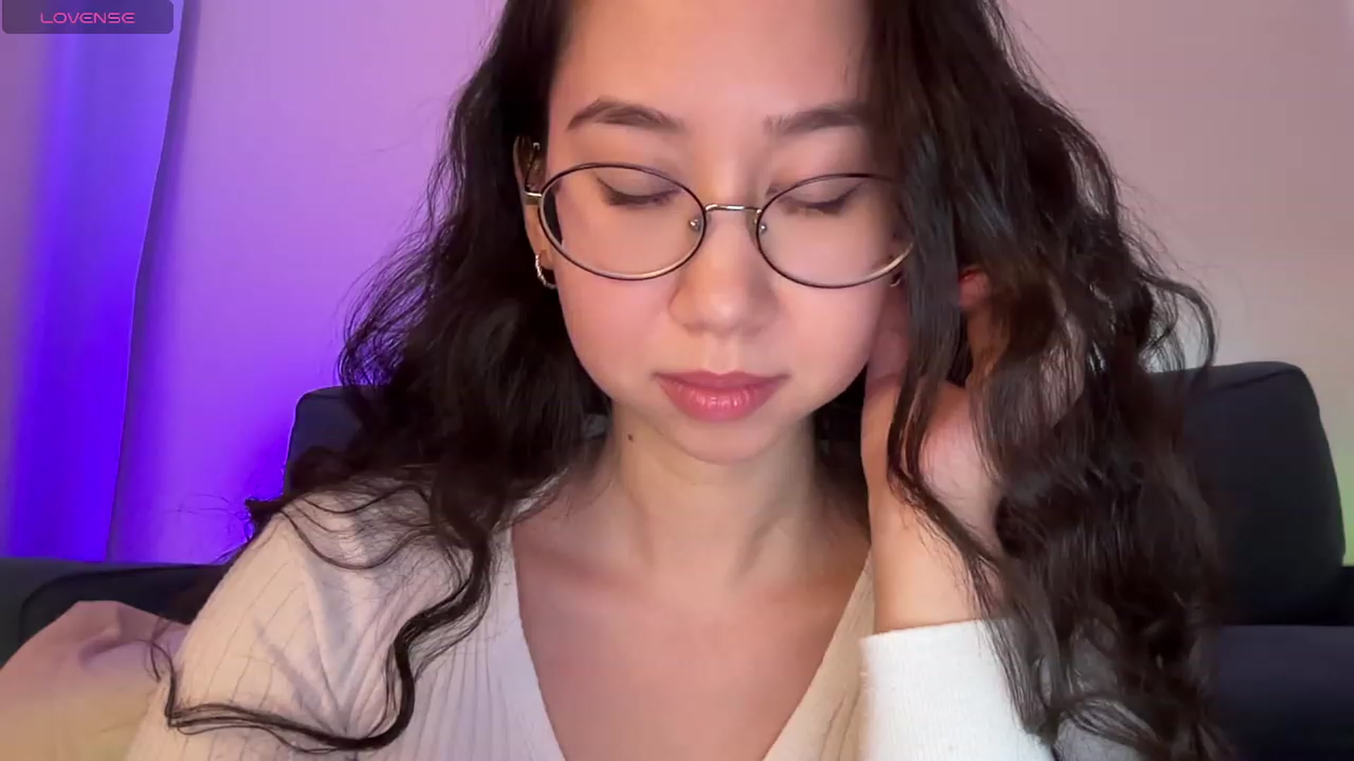 Gallery image thumbnail from cute_asian69's myfreecams stream on, 12/27/2023, 04:50 image 20 of 20