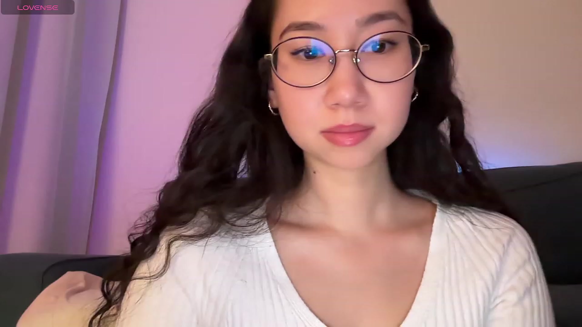 Gallery image thumbnail from cute_asian69's myfreecams stream on, 12/27/2023, 04:50 image 8 of 20