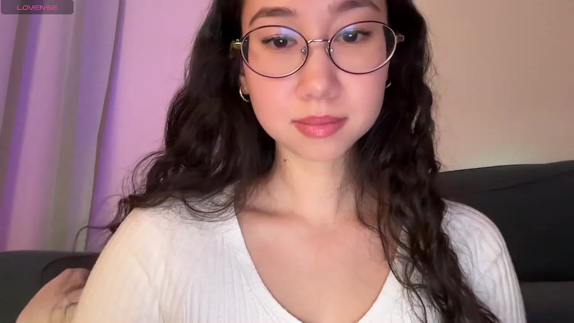 Gallery image thumbnail from cute_asian69's myfreecams stream on, 12/27/2023, 04:50 image 7 of 20