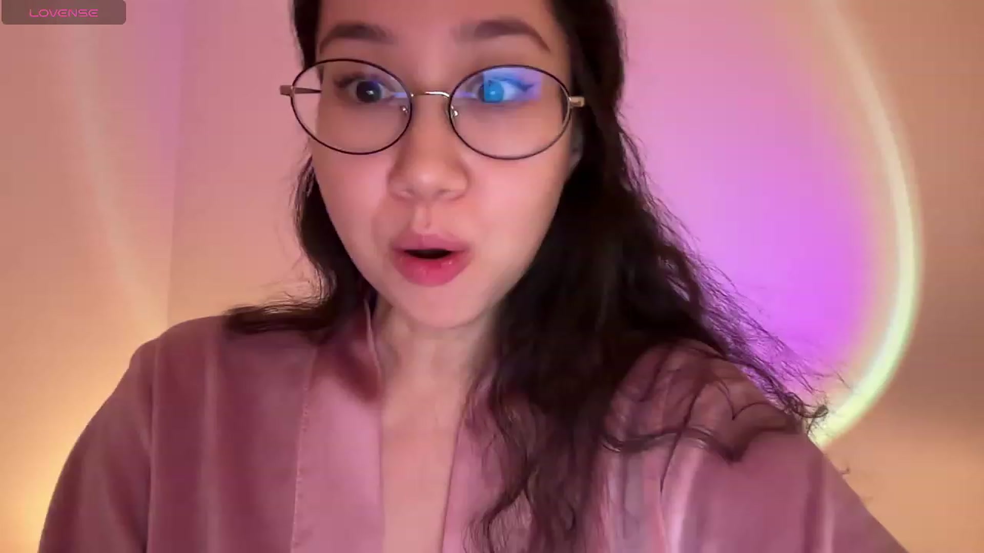 Gallery image thumbnail from cute_asian69's myfreecams stream on, 01/16/2024, 05:38 image 16 of 20