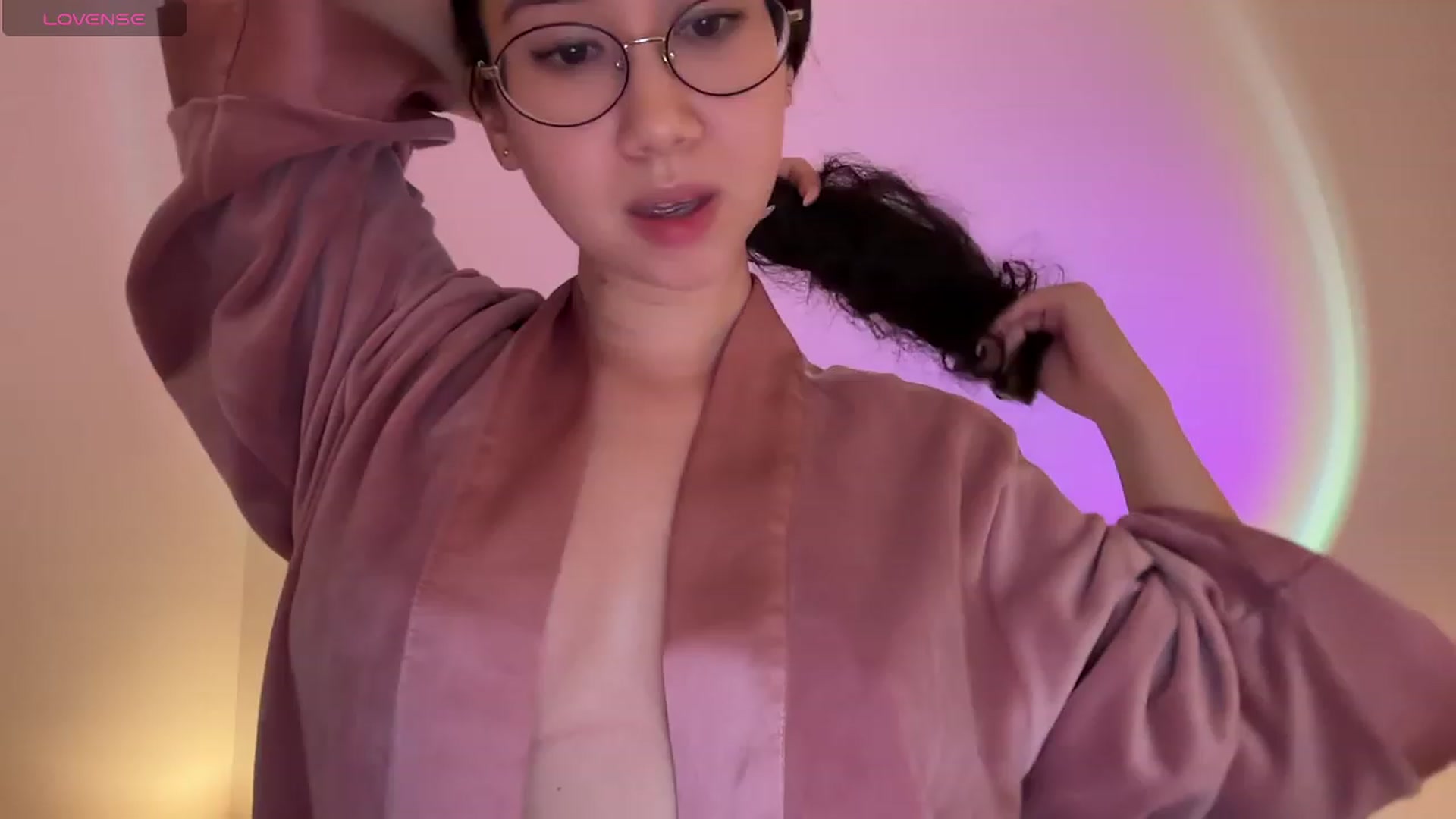 Gallery image thumbnail from cute_asian69's myfreecams stream on, 01/16/2024, 05:38 image 11 of 20