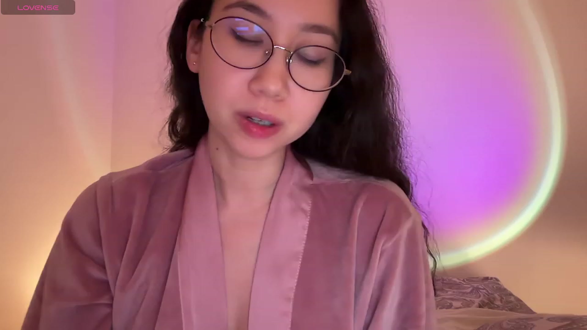 Gallery image thumbnail from cute_asian69's myfreecams stream on, 01/16/2024, 05:38 image 6 of 20