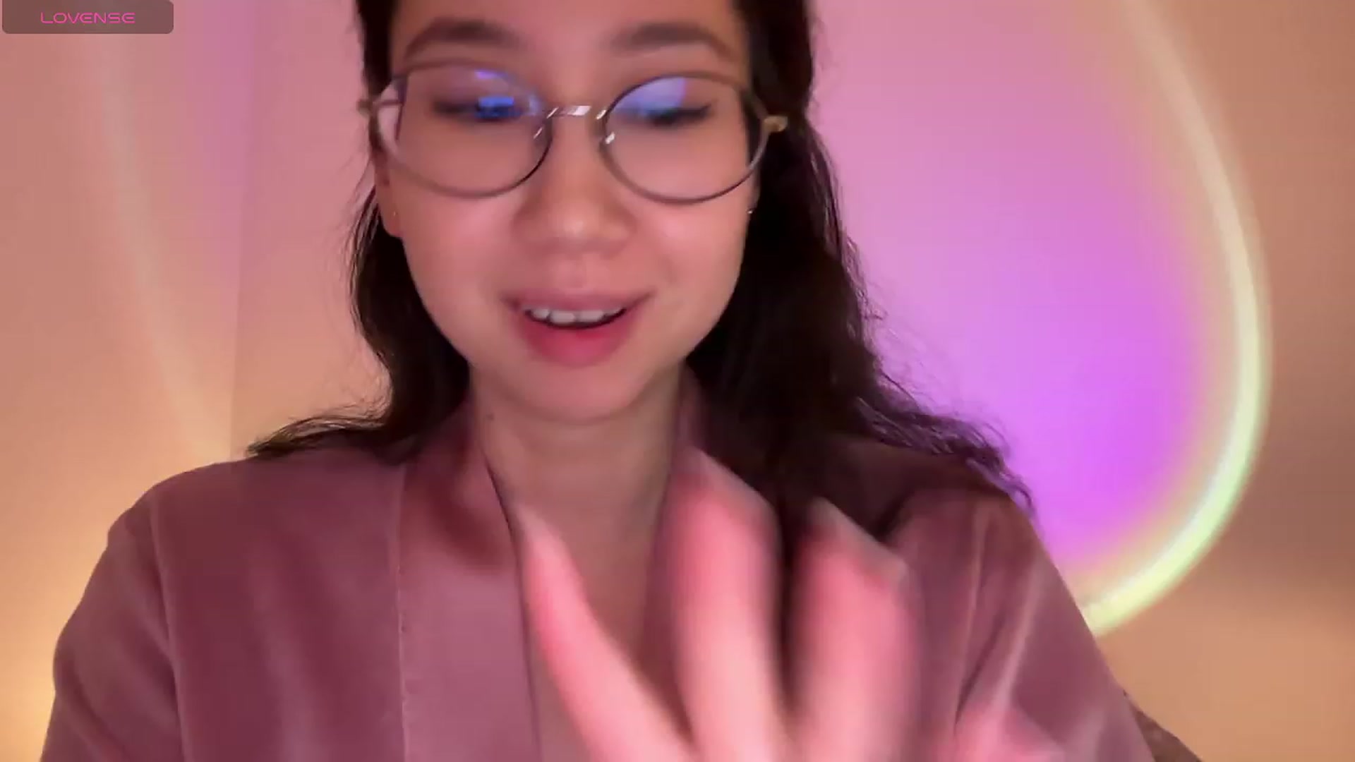 Gallery image thumbnail from cute_asian69's myfreecams stream on, 01/16/2024, 05:38 image 15 of 20