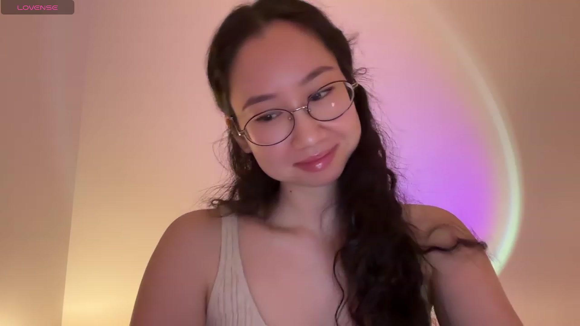 Gallery image thumbnail from cute_asian69's myfreecams stream on, 01/22/2024, 01:16 image 17 of 20