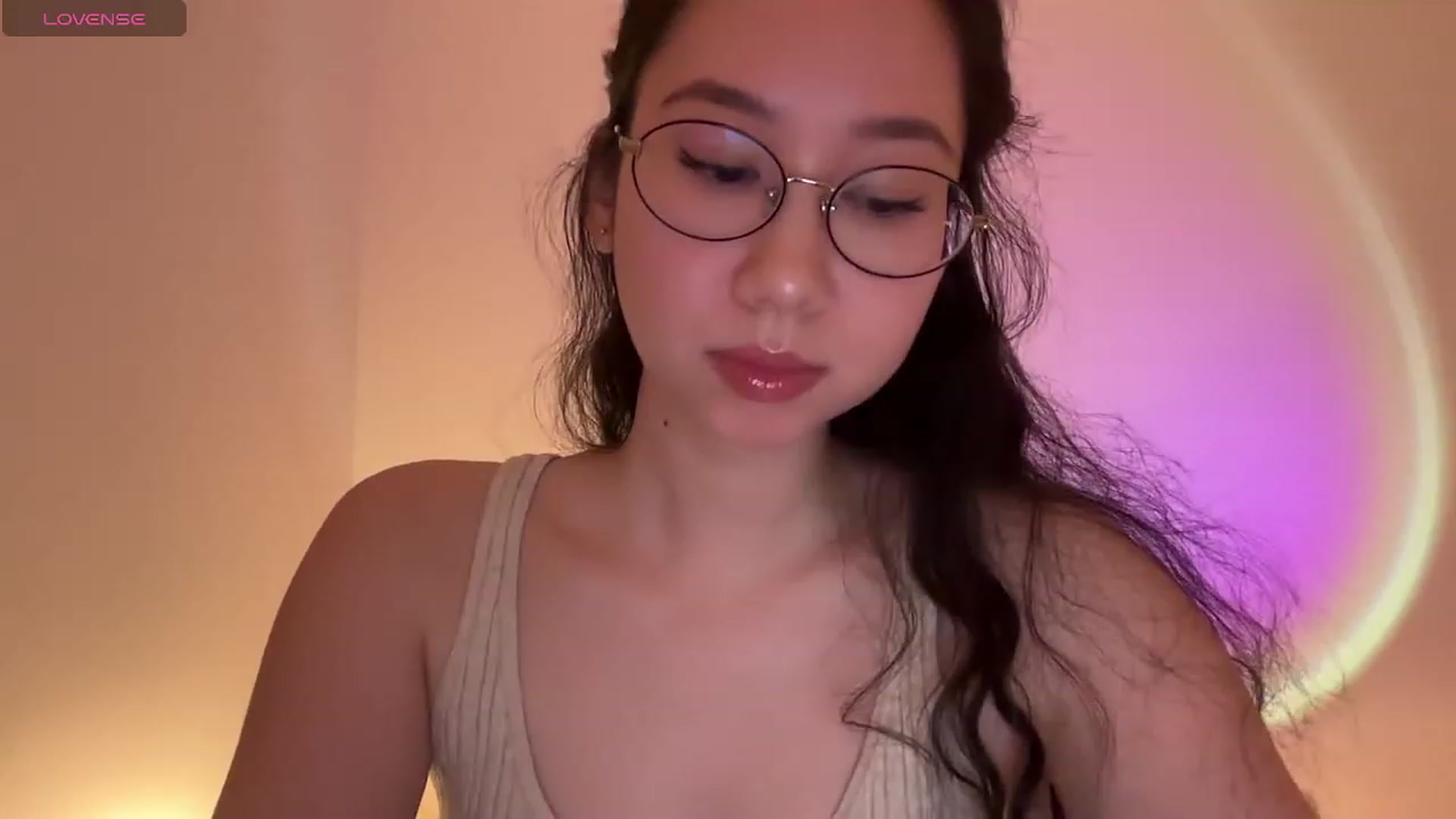Gallery image thumbnail from cute_asian69's myfreecams stream on, 01/22/2024, 01:16 image 2 of 20