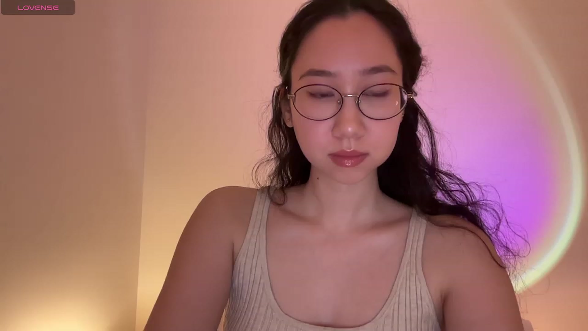 Gallery image thumbnail from cute_asian69's myfreecams stream on, 01/22/2024, 01:16 image 4 of 20