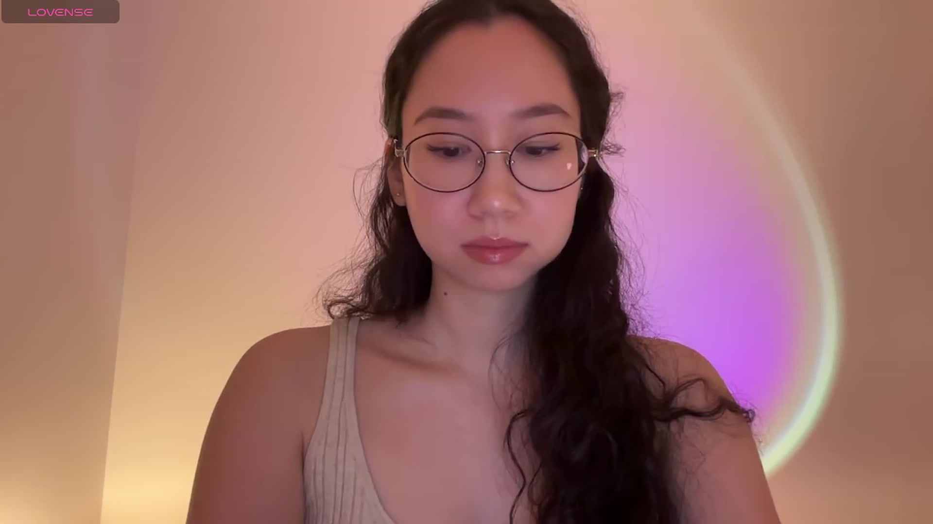 Gallery image thumbnail from cute_asian69's myfreecams stream on, 01/22/2024, 01:16 image 16 of 20