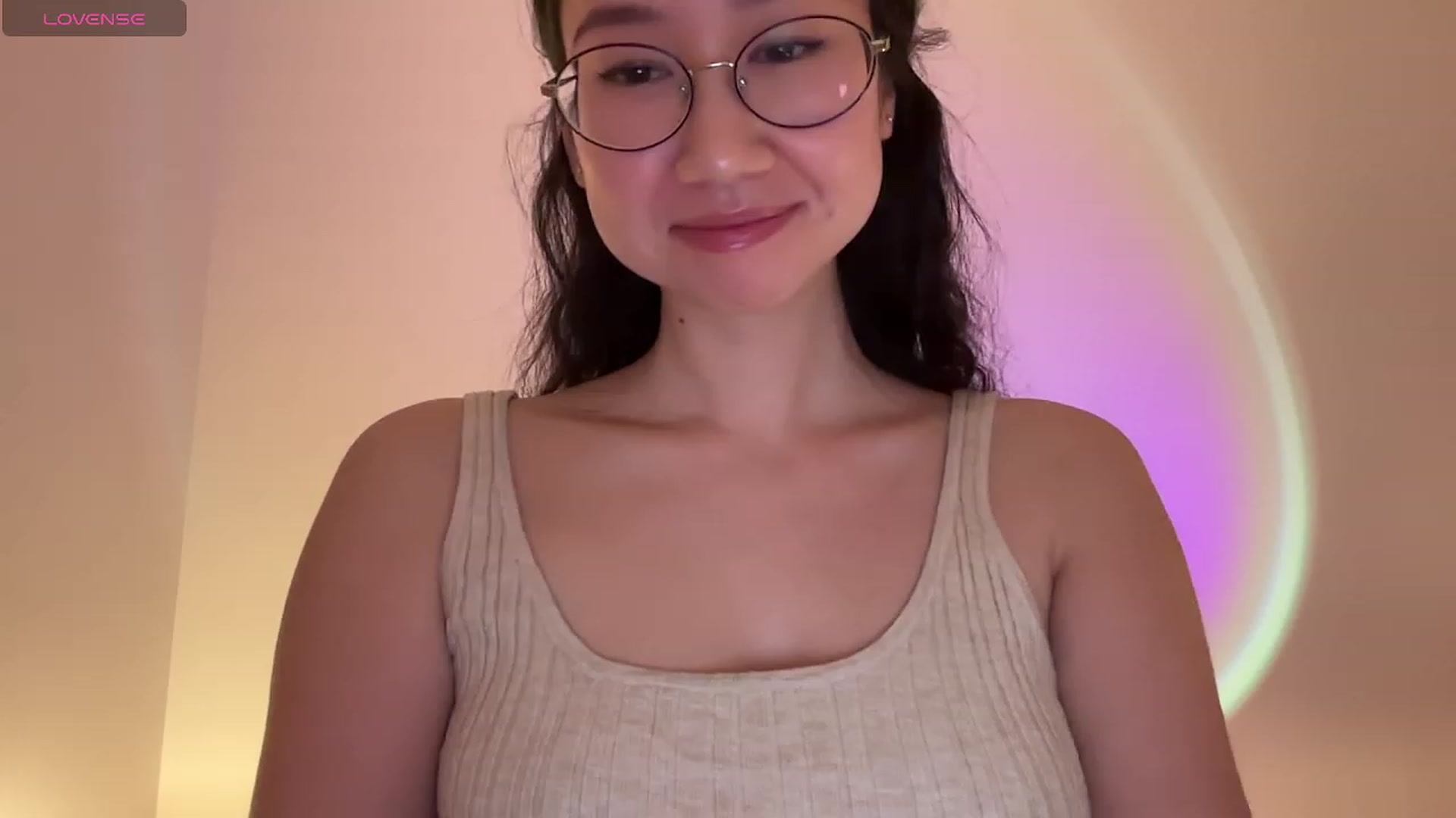Gallery image thumbnail from cute_asian69's myfreecams stream on, 01/22/2024, 01:16 image 14 of 20