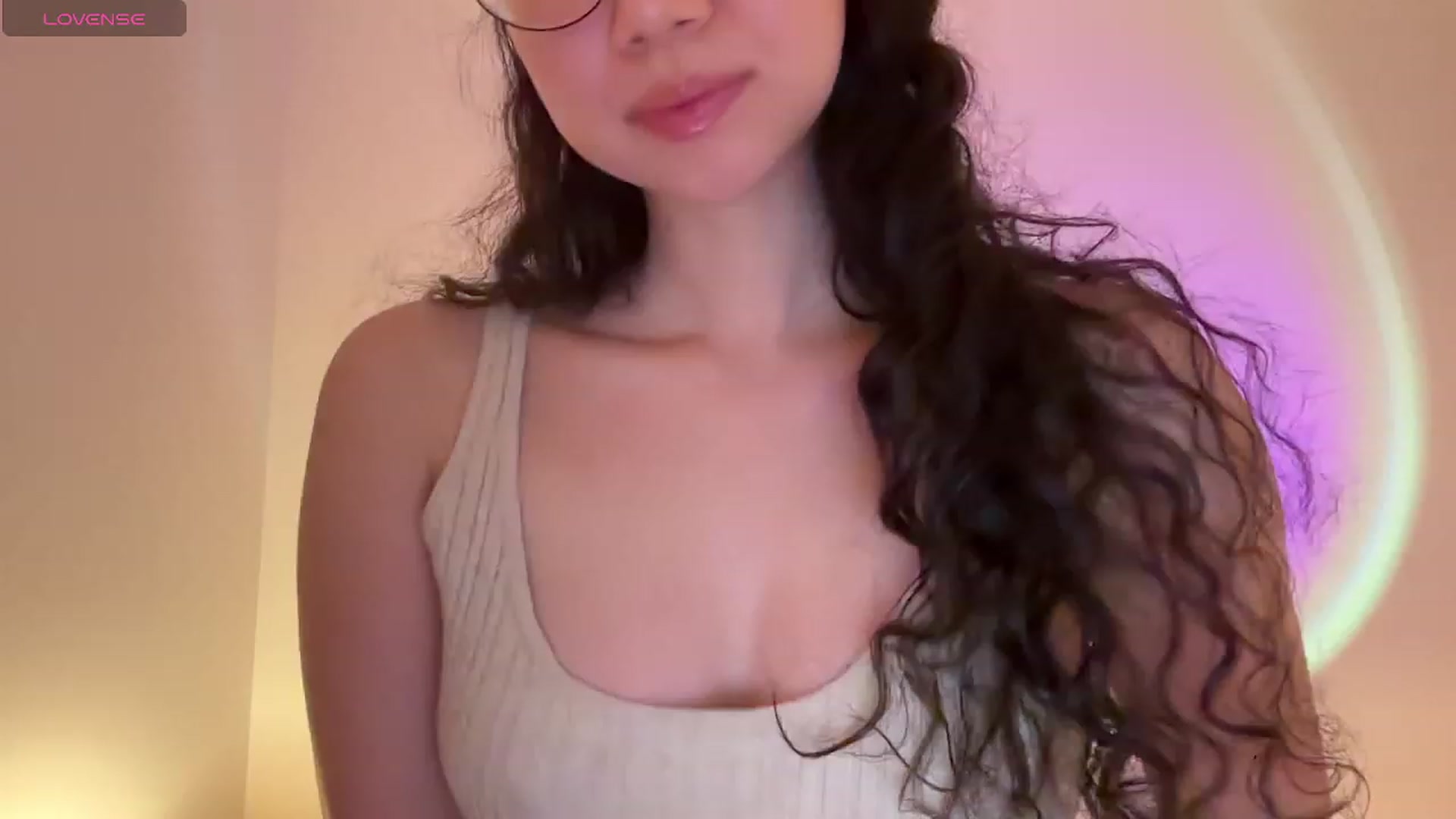 Gallery image thumbnail from cute_asian69's myfreecams stream on, 01/22/2024, 01:29 image 10 of 20