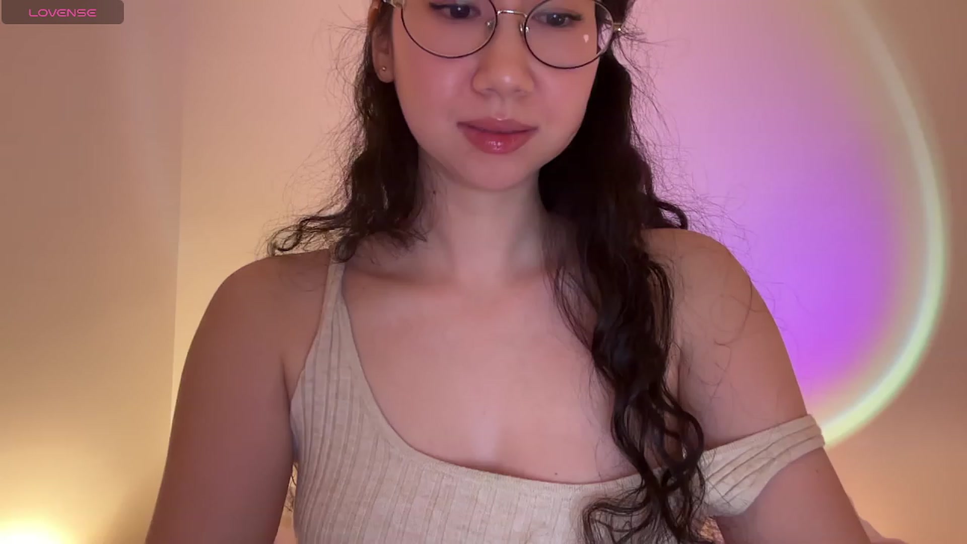 Gallery image thumbnail from cute_asian69's myfreecams stream on, 01/22/2024, 01:29 image 18 of 20
