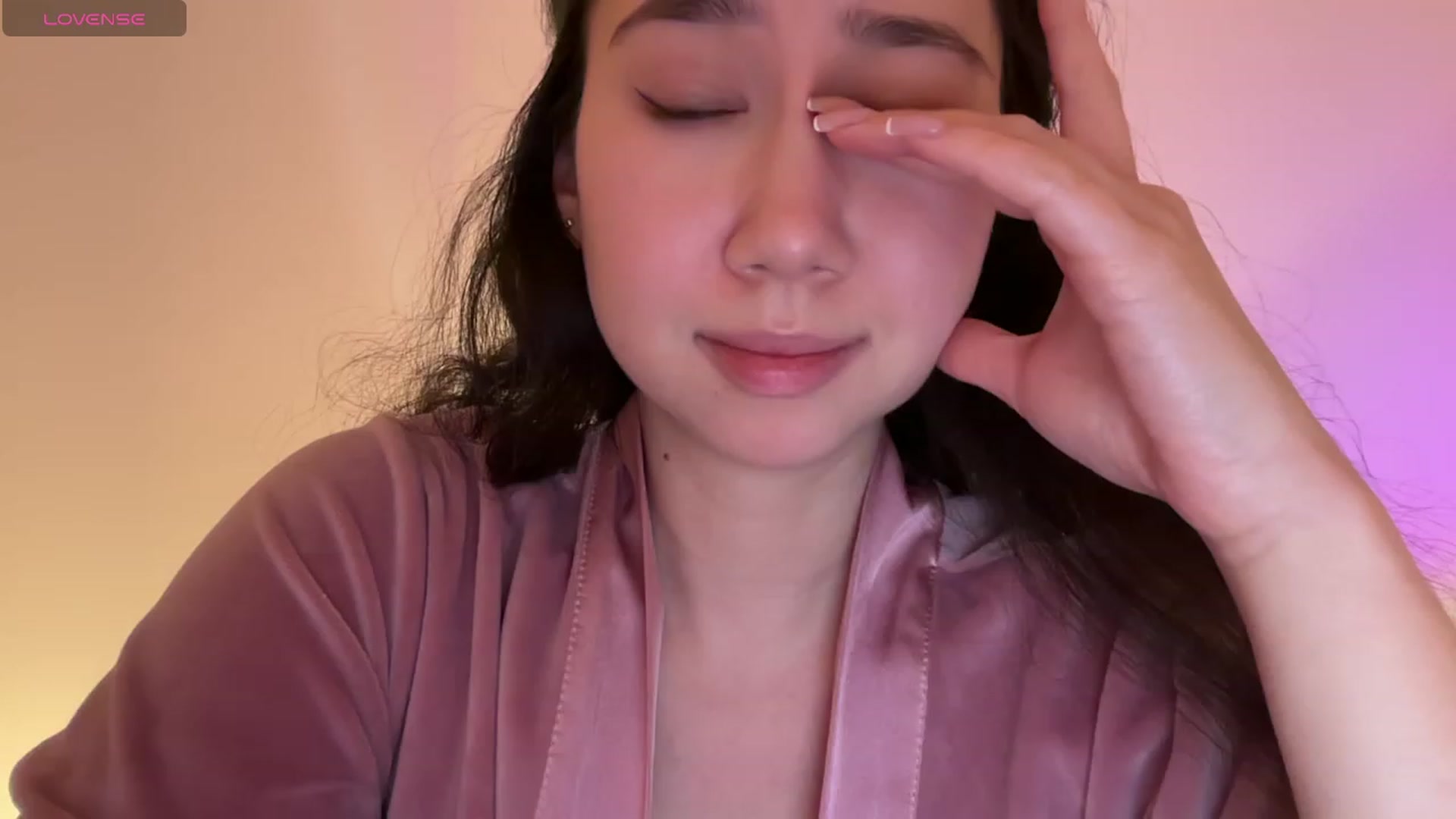 Gallery image thumbnail from cute_asian69's myfreecams stream on, 02/12/2024, 01:22 image 3 of 20