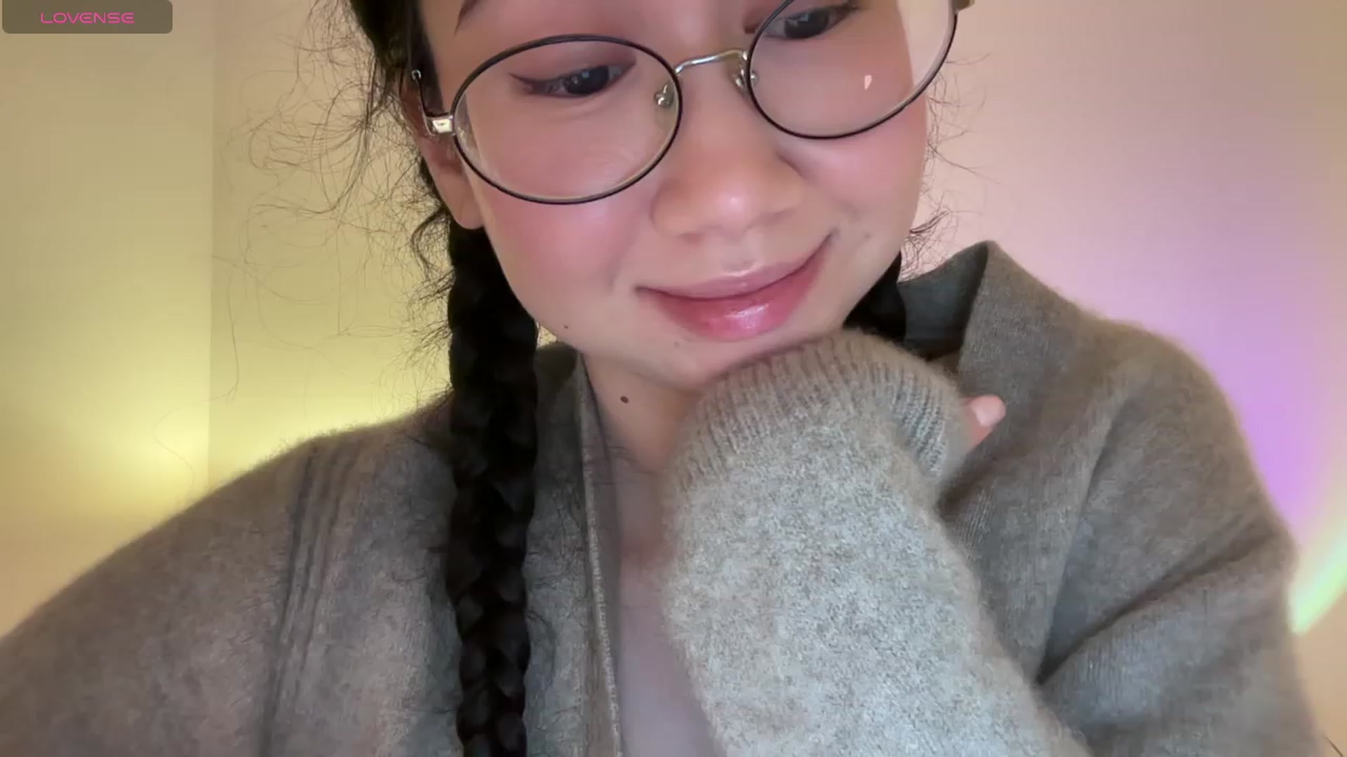 Gallery image thumbnail from cute_asian69's myfreecams stream on, 02/25/2024, 01:24 image 12 of 20