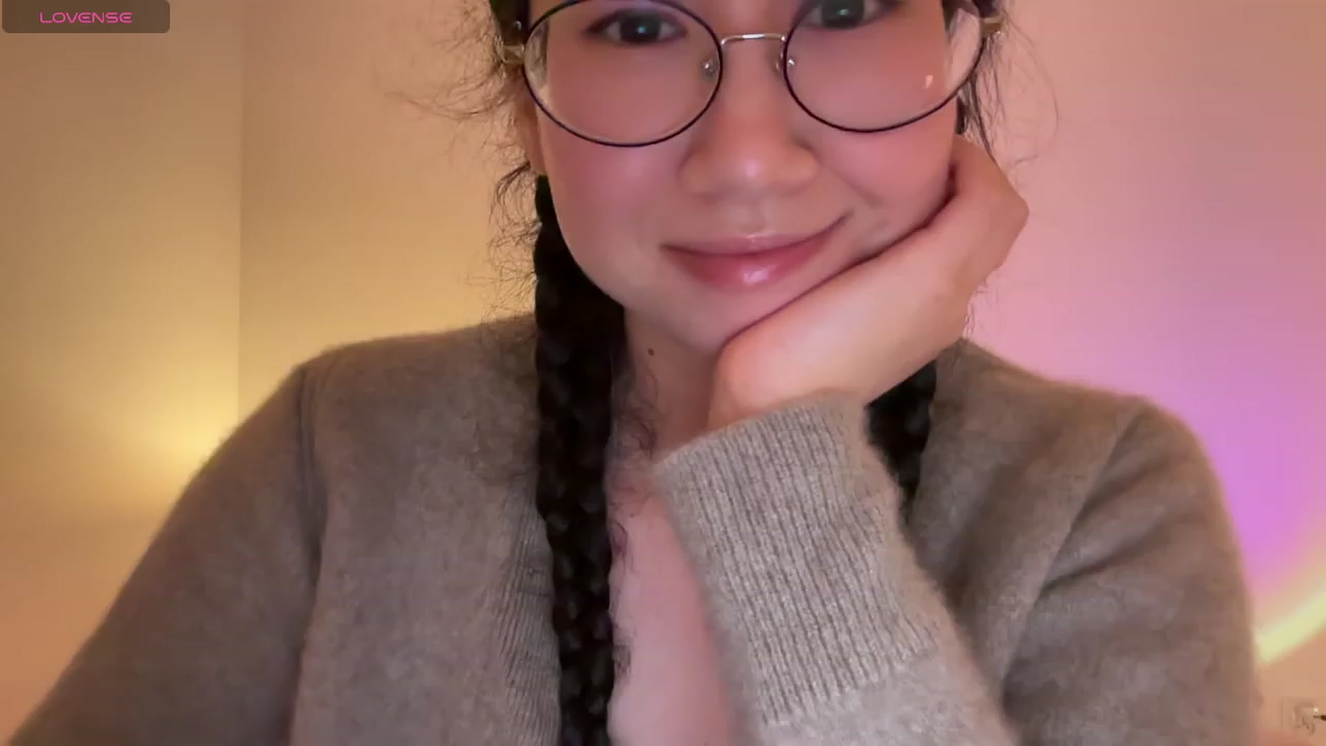 Gallery image thumbnail from cute_asian69's myfreecams stream on, 02/25/2024, 01:24 image 1 of 20