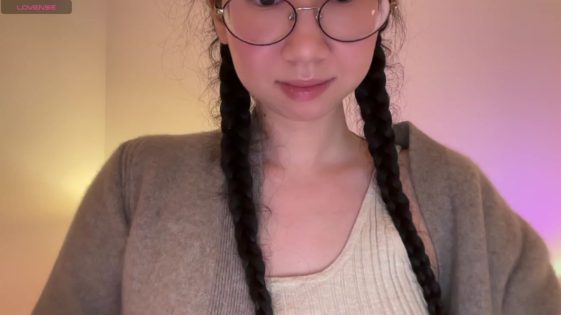 Gallery image thumbnail from cute_asian69's myfreecams stream on, 02/25/2024, 01:24 image 17 of 20