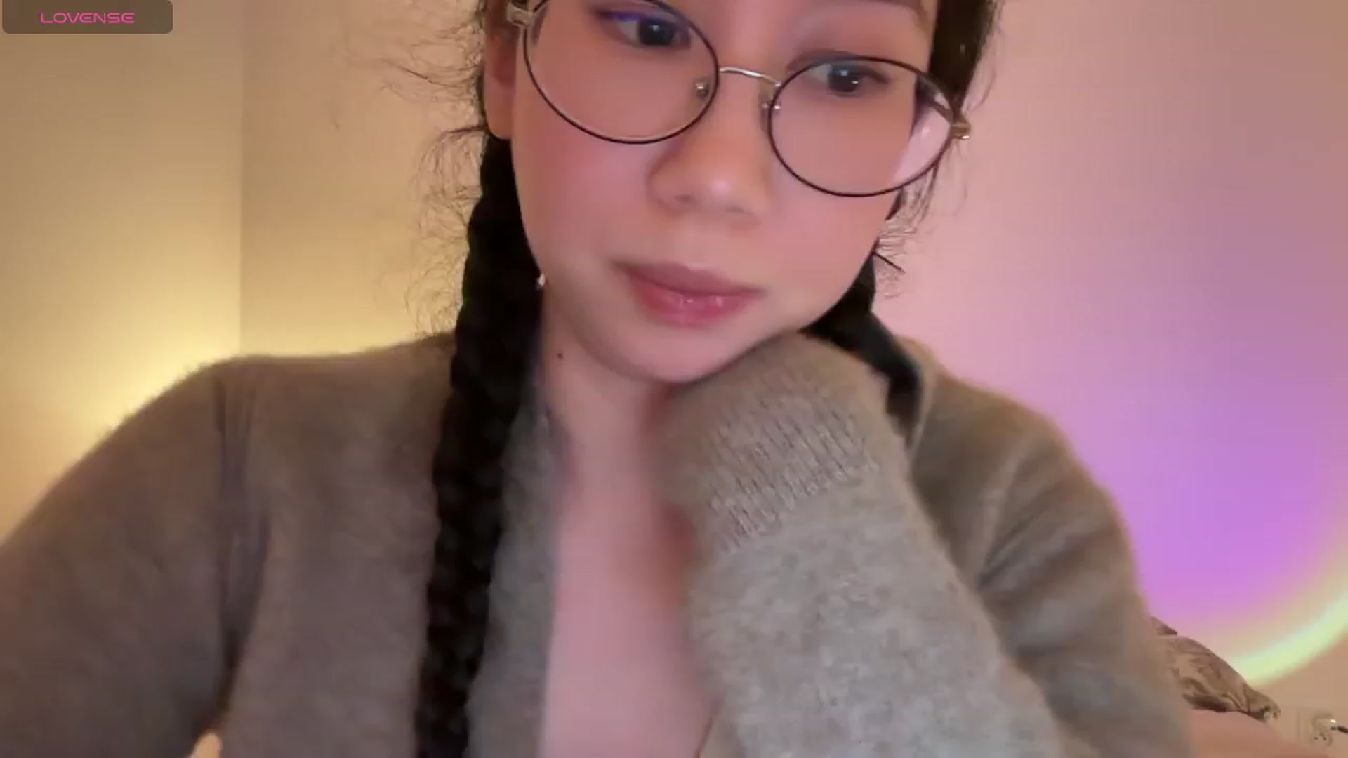 Gallery image thumbnail from cute_asian69's myfreecams stream on, 02/25/2024, 01:24 image 5 of 20
