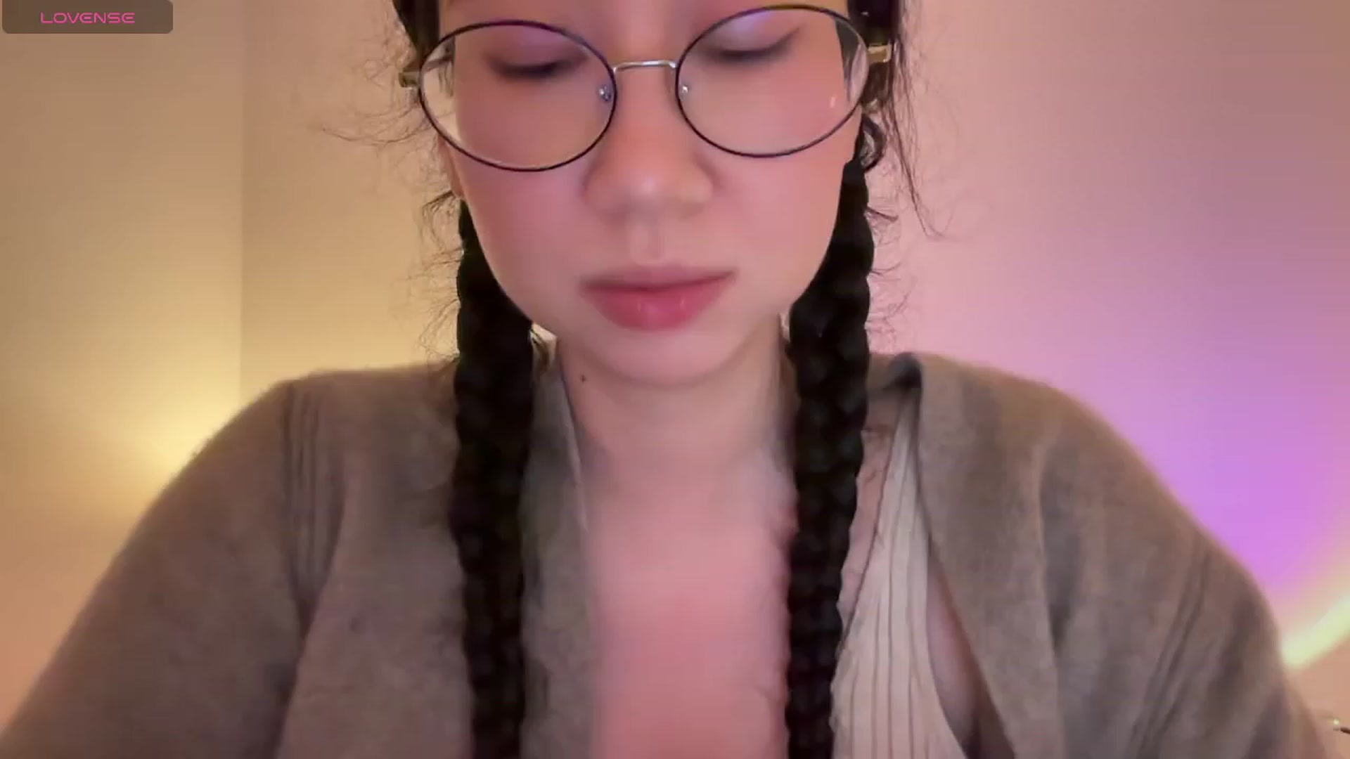 Gallery image thumbnail from cute_asian69's myfreecams stream on, 02/25/2024, 01:24 image 3 of 20