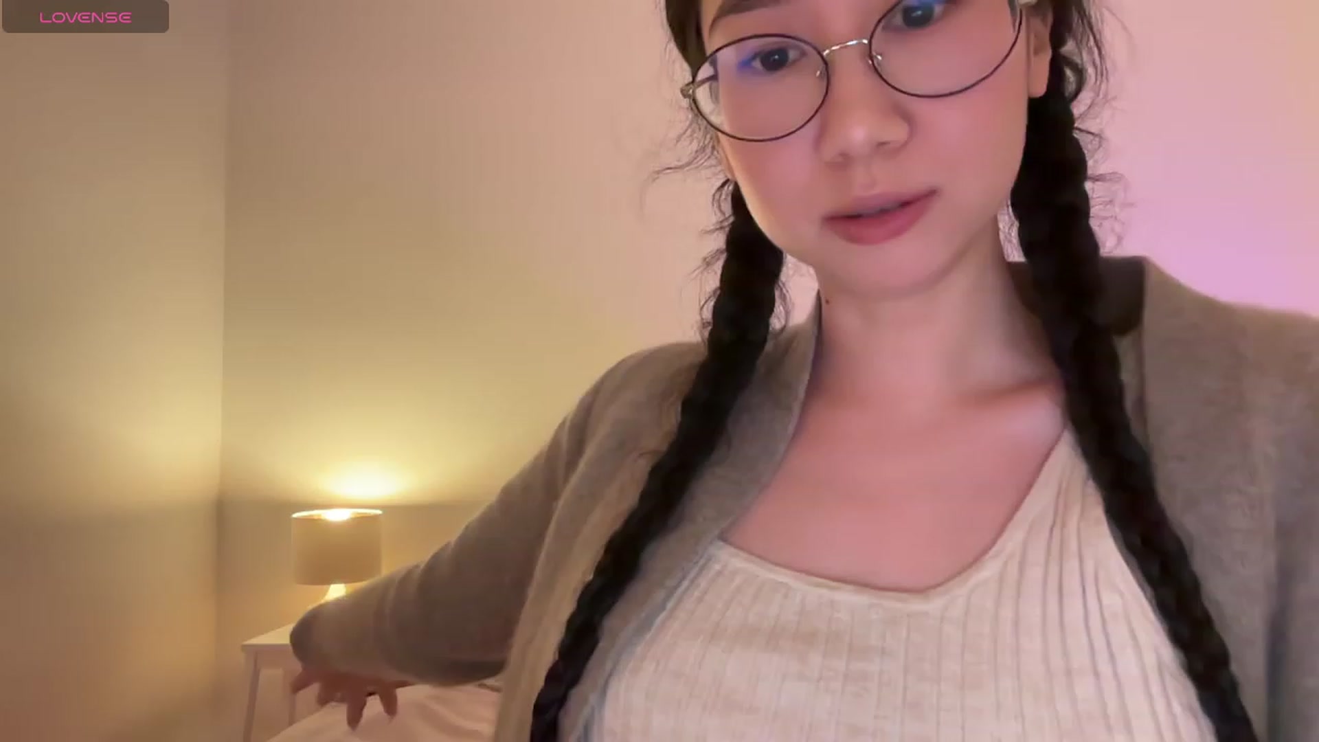 Gallery image thumbnail from cute_asian69's myfreecams stream on, 02/25/2024, 01:24 image 9 of 20