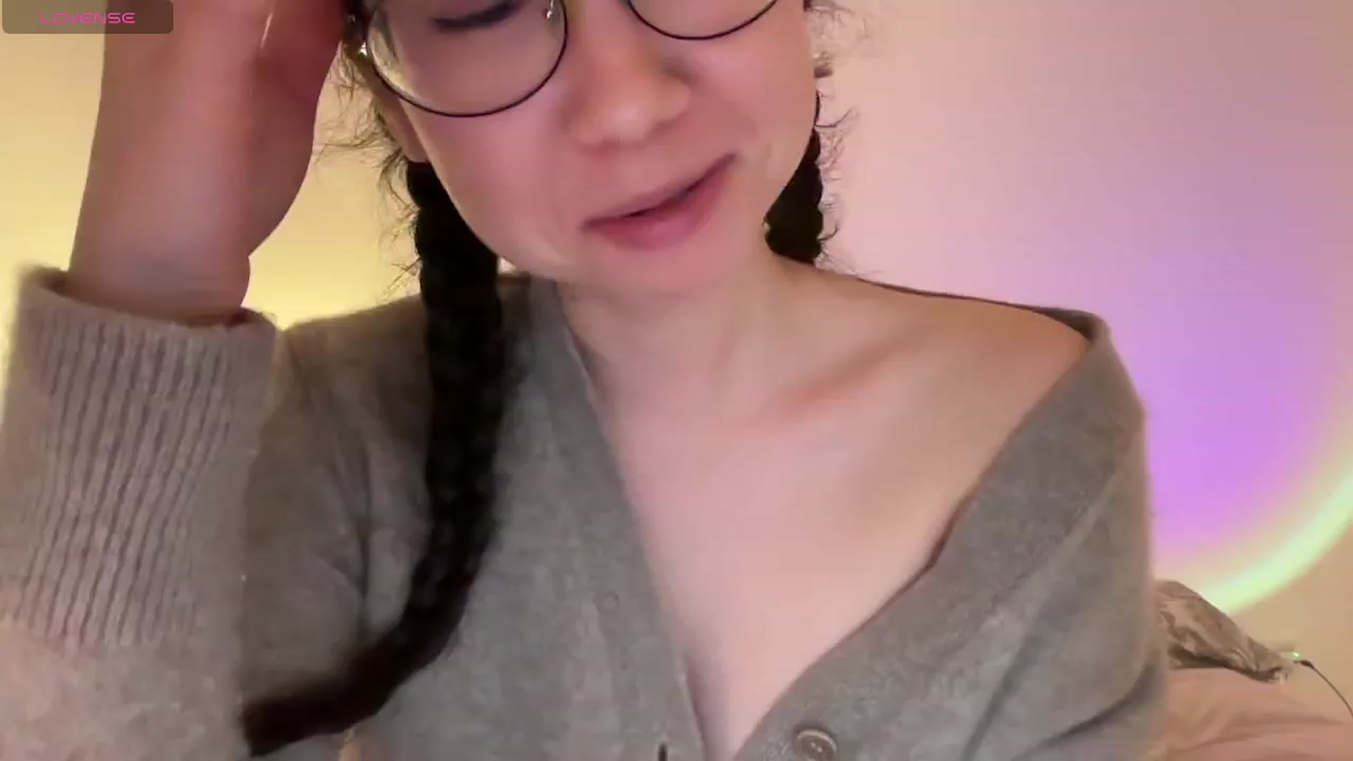 Gallery image thumbnail from cute_asian69's myfreecams stream on, 02/25/2024, 05:58 image 10 of 20
