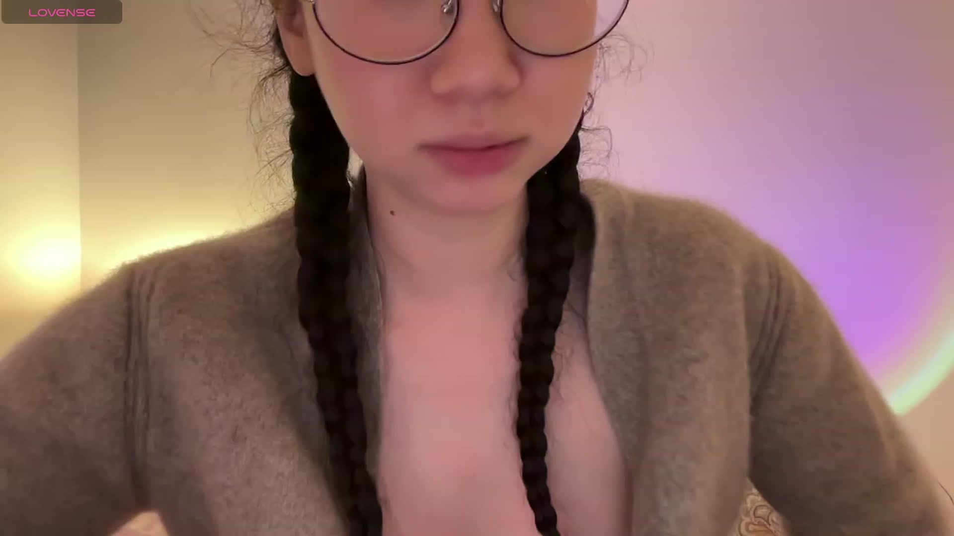 Gallery image thumbnail from cute_asian69's myfreecams stream on, 02/25/2024, 05:58 image 13 of 20
