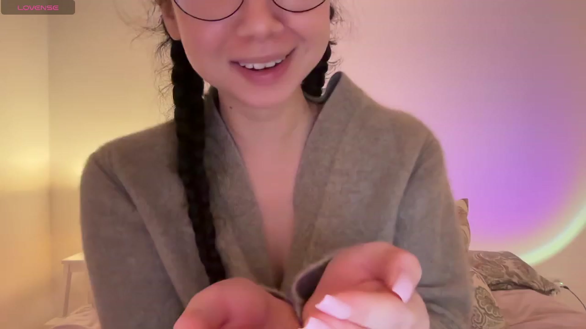 Gallery image thumbnail from cute_asian69's myfreecams stream on, 02/25/2024, 05:58 image 12 of 20