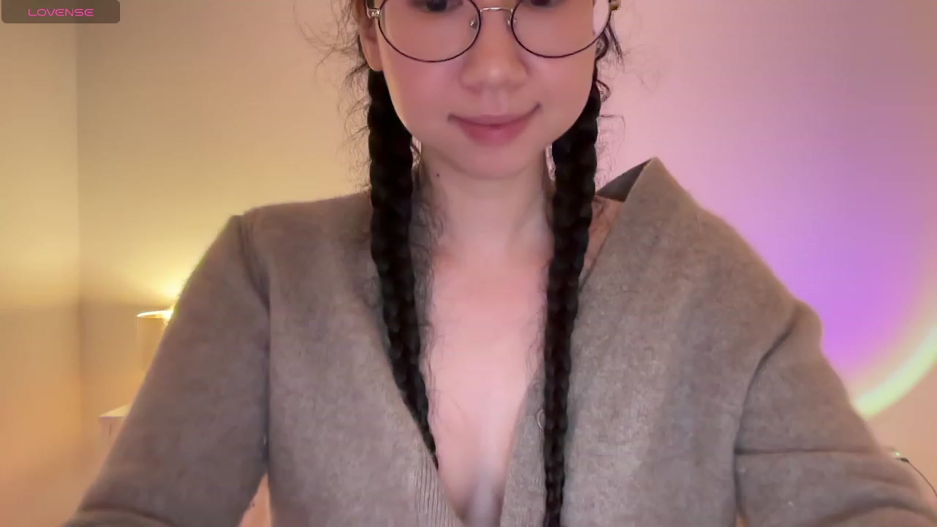Gallery image thumbnail from cute_asian69's myfreecams stream on, 02/25/2024, 05:58 image 16 of 20