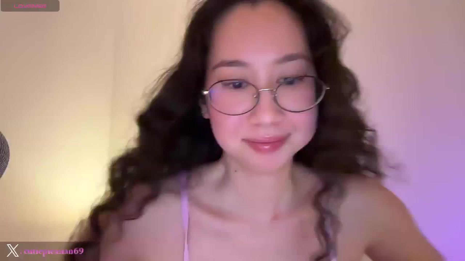 Gallery image thumbnail from cute_asian69's myfreecams stream on, 02/27/2024, 01:03 image 4 of 20