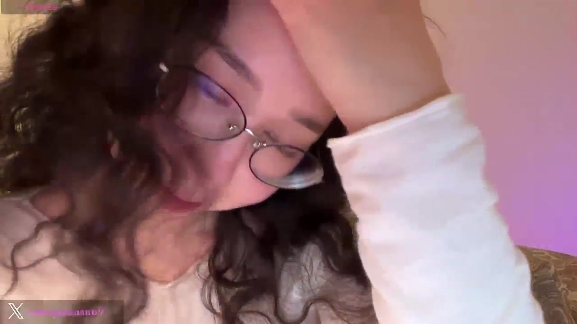 Gallery image thumbnail from cute_asian69's myfreecams stream on, 02/27/2024, 01:03 image 20 of 20